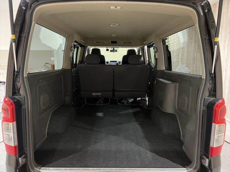 NV350 CARAVAN WAGON