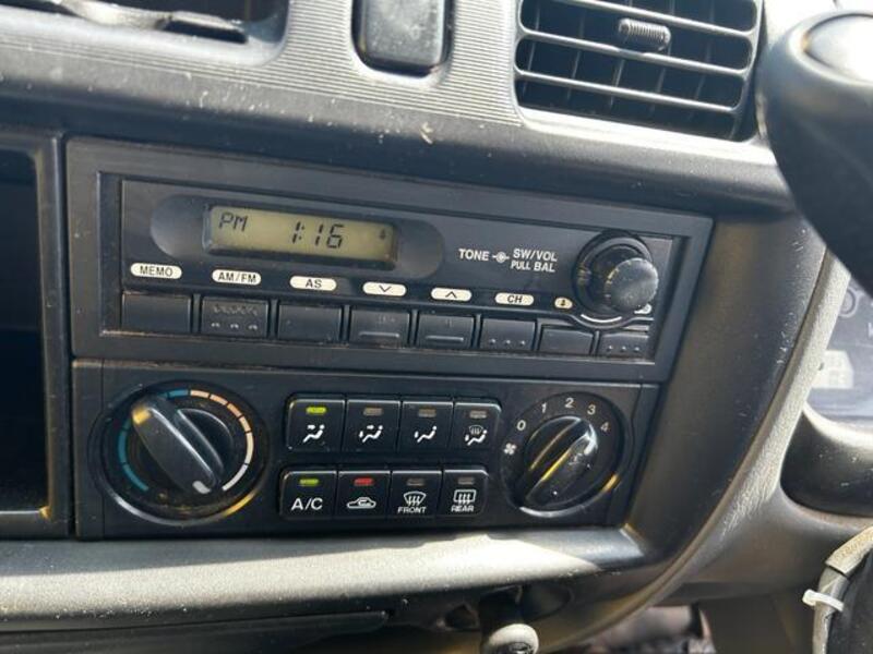 BONGO VAN