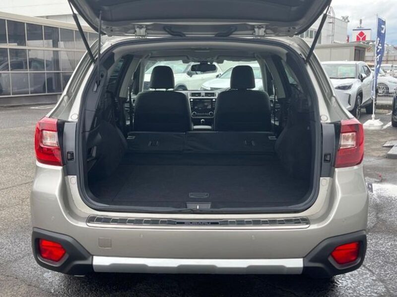 LEGACY OUTBACK