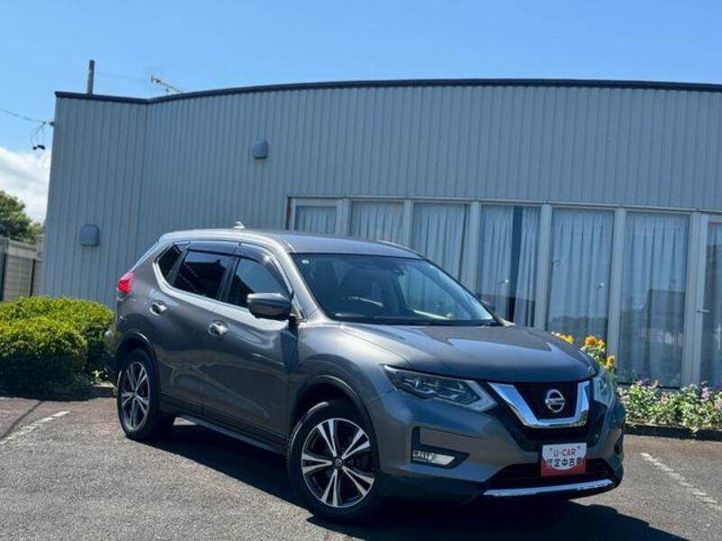 X-TRAIL