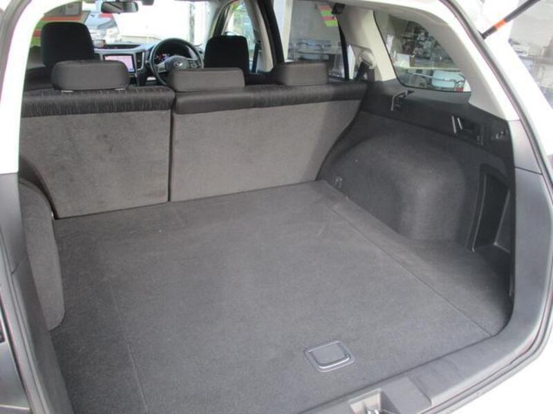 LEGACY OUTBACK