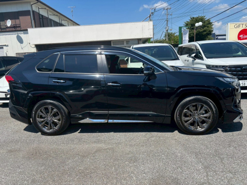 RAV4