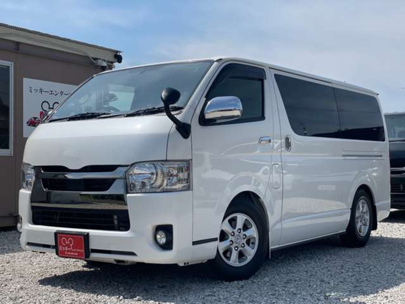 HIACE VAN