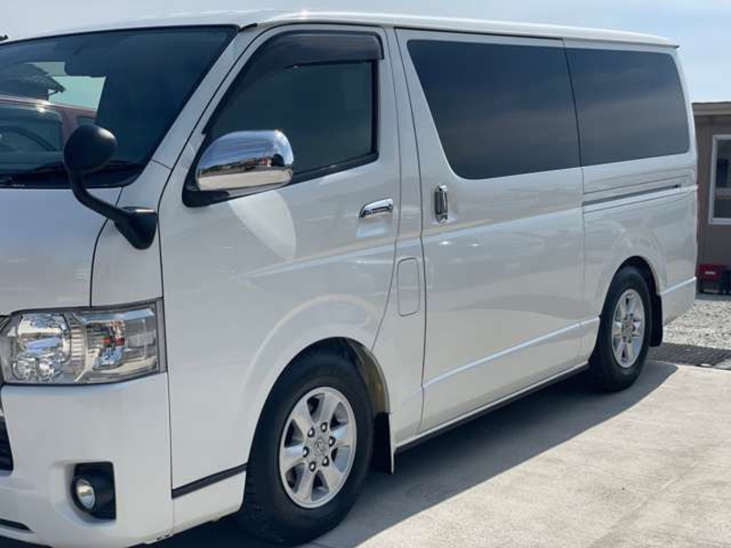 HIACE VAN