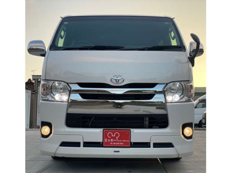 HIACE VAN
