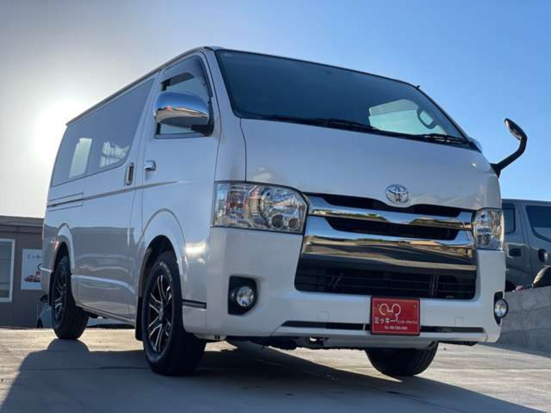 HIACE VAN