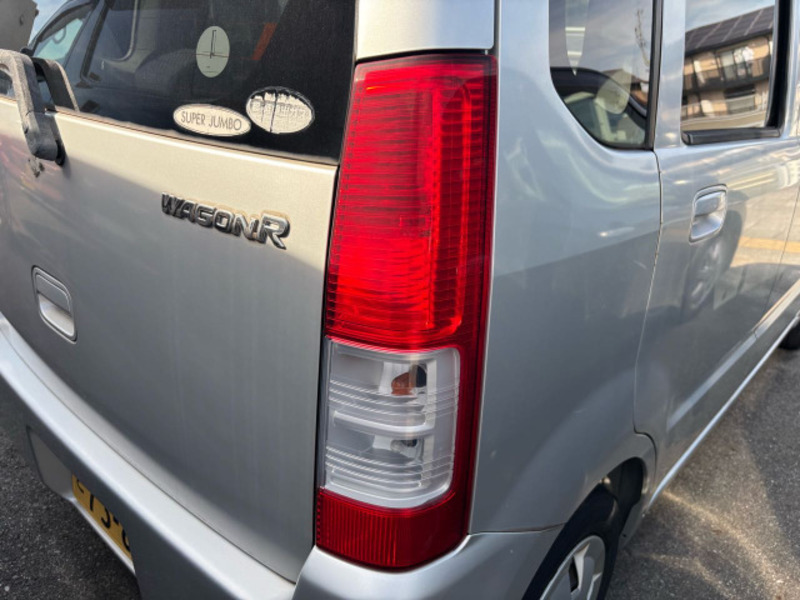 WAGON R