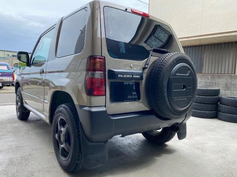 PAJERO MINI