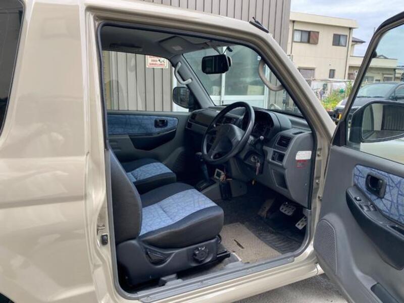 PAJERO MINI