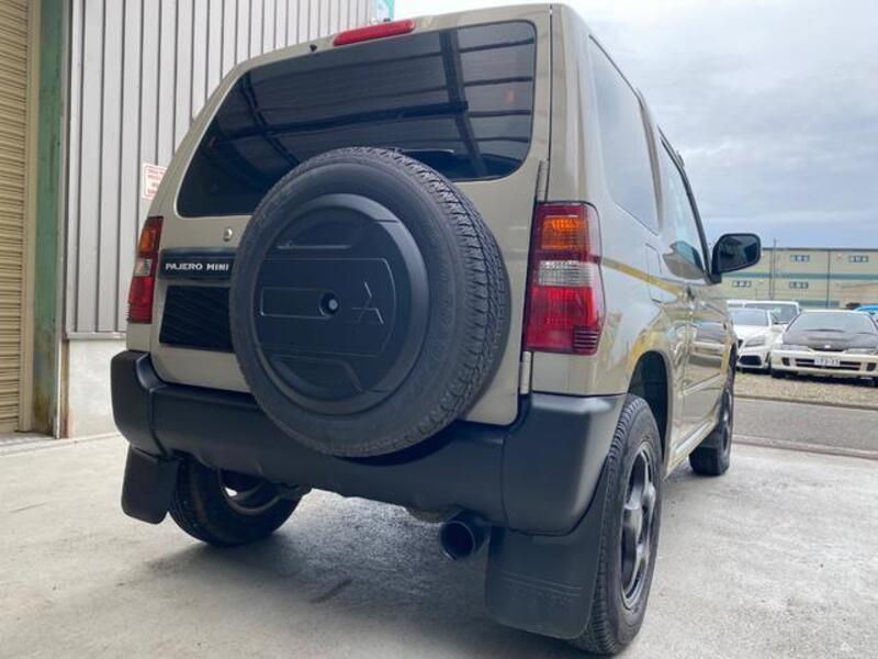 PAJERO MINI