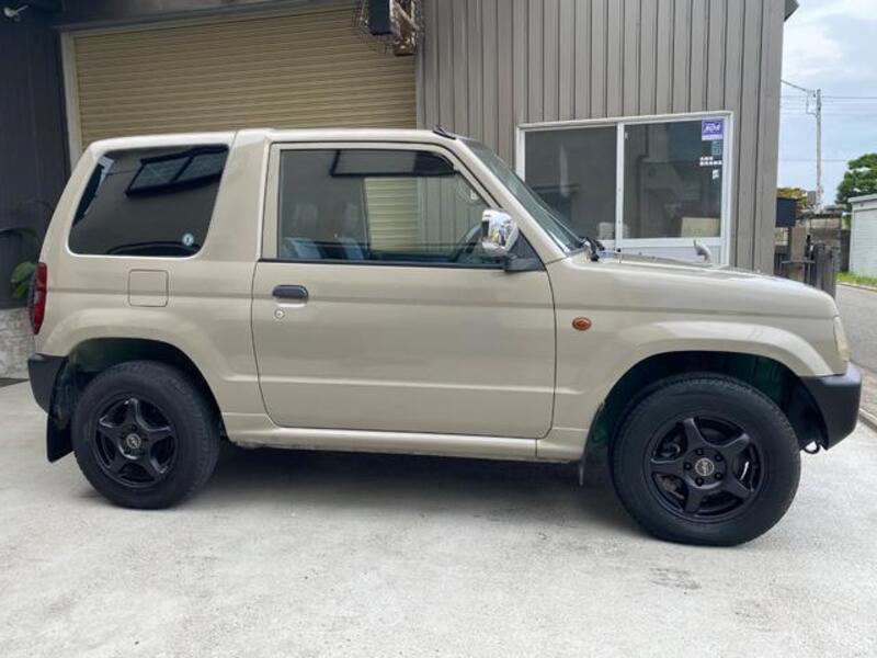 PAJERO MINI