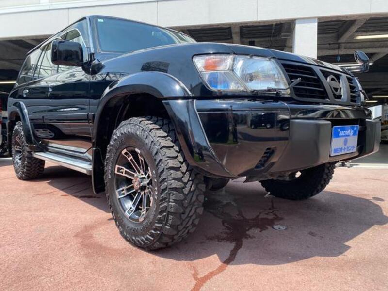 NISSAN SAFARI