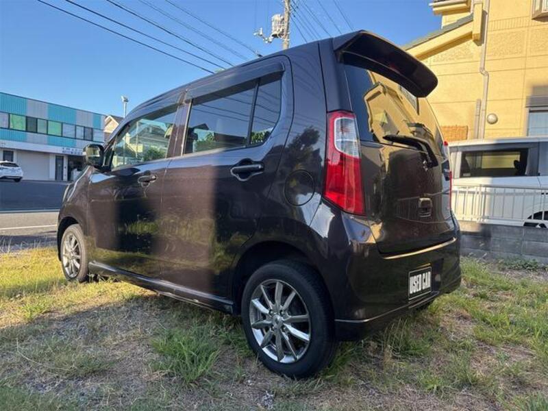 WAGON R