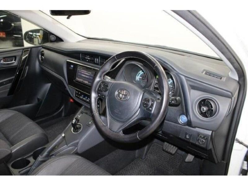 AURIS HYBRID