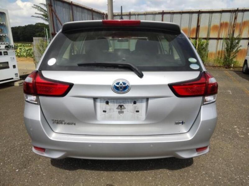 COROLLA FIELDER