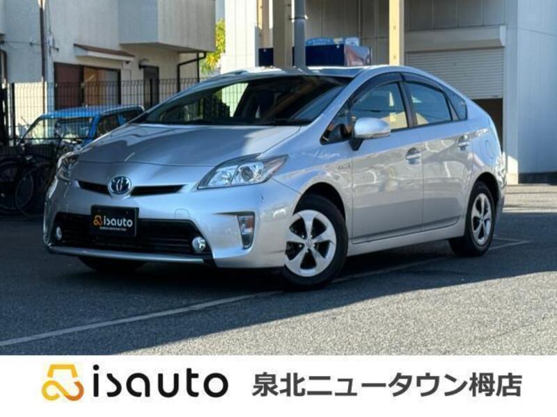 TOYOTA PRIUS