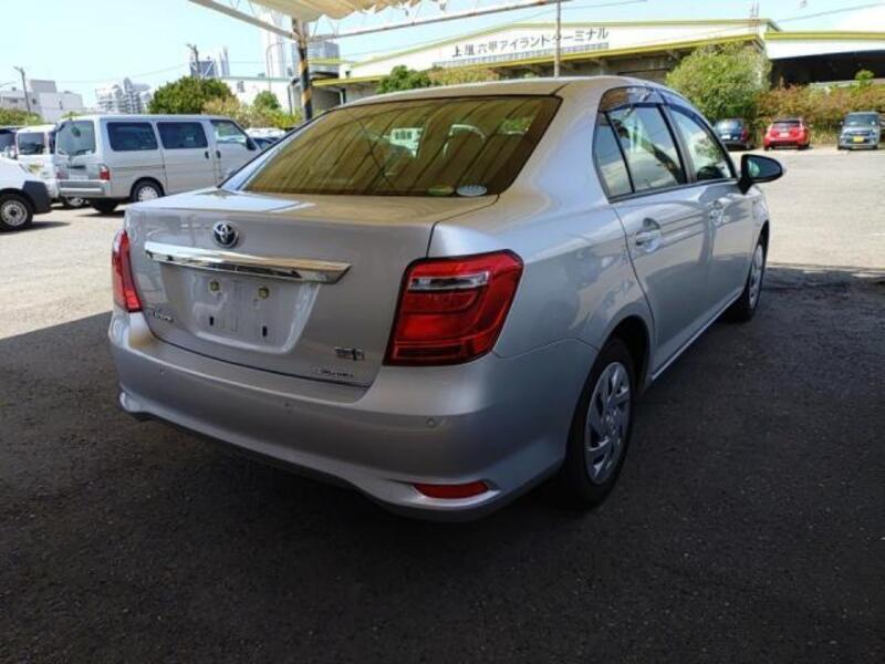 COROLLA AXIO