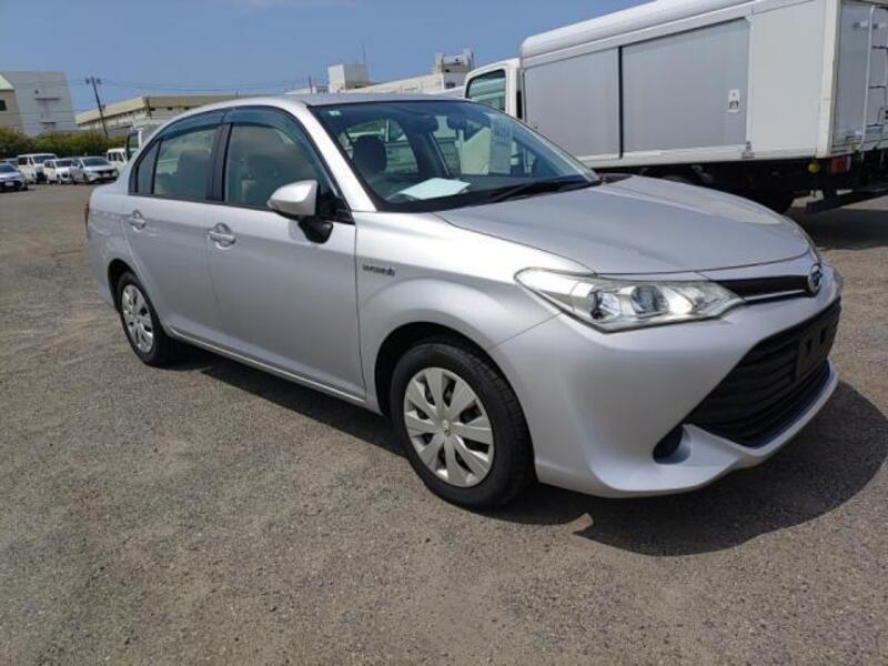 COROLLA AXIO