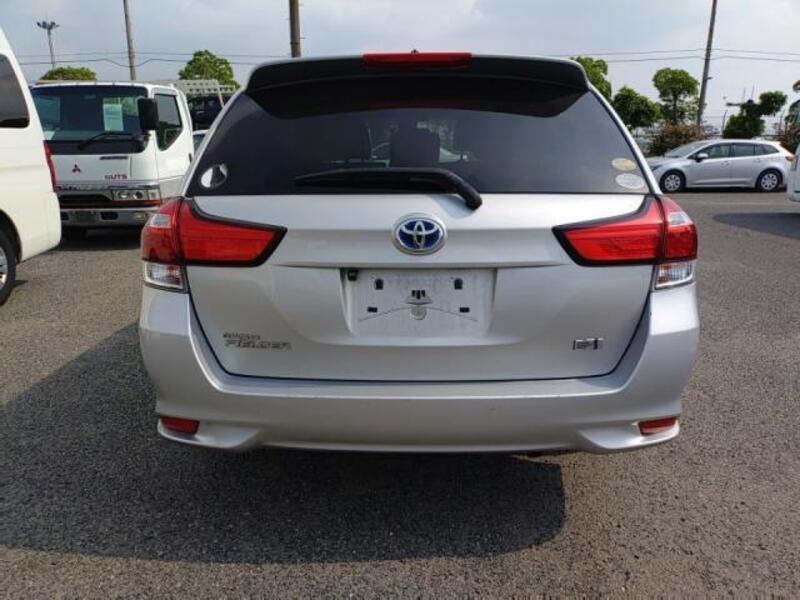 COROLLA FIELDER