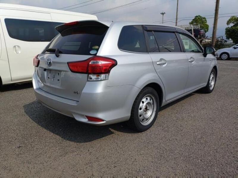 COROLLA FIELDER