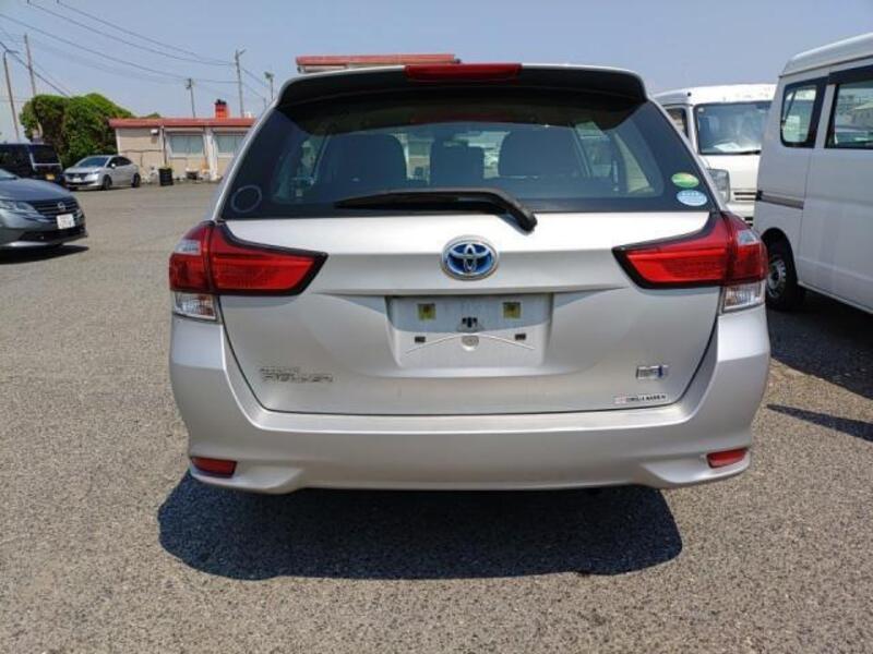 COROLLA FIELDER