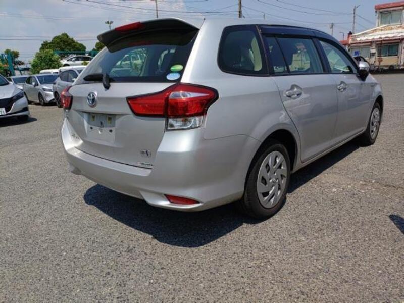 COROLLA FIELDER