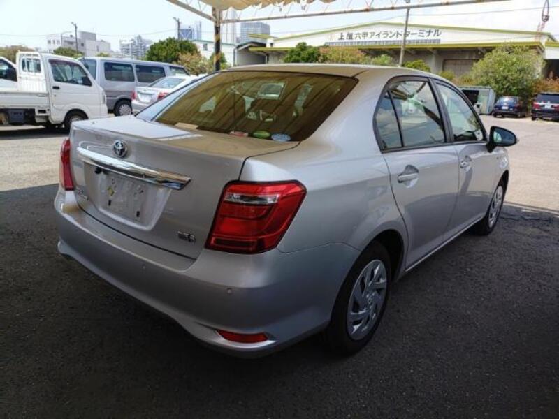 COROLLA AXIO