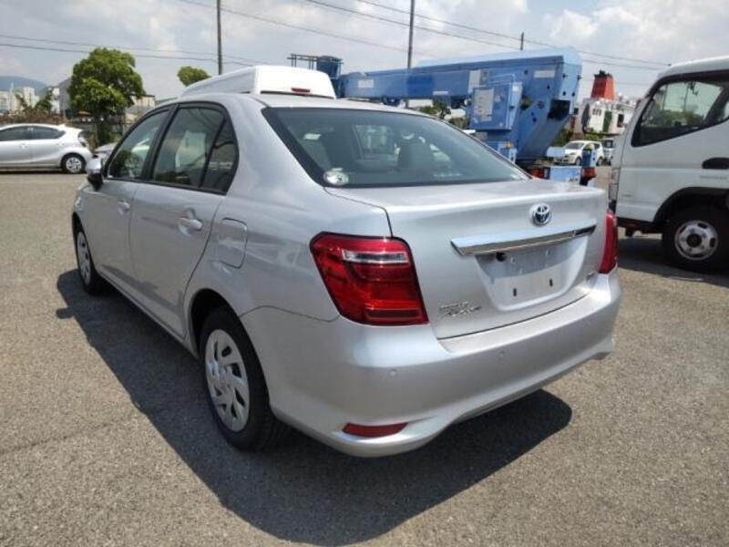COROLLA AXIO