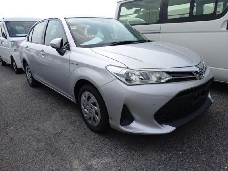 COROLLA AXIO