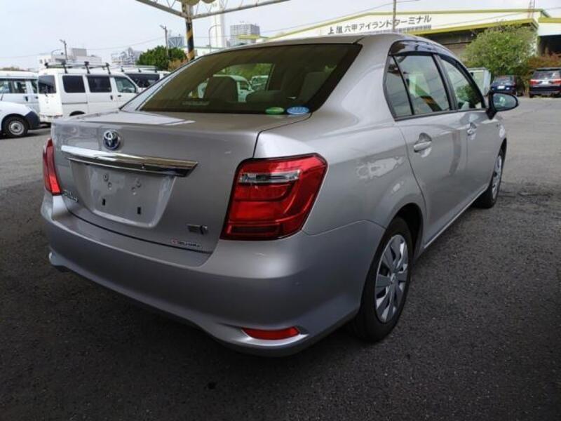 COROLLA AXIO
