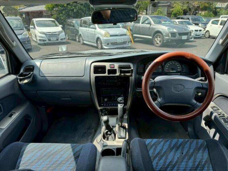 HILUX SURF