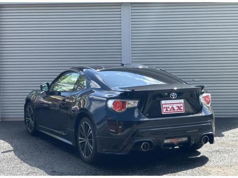 86