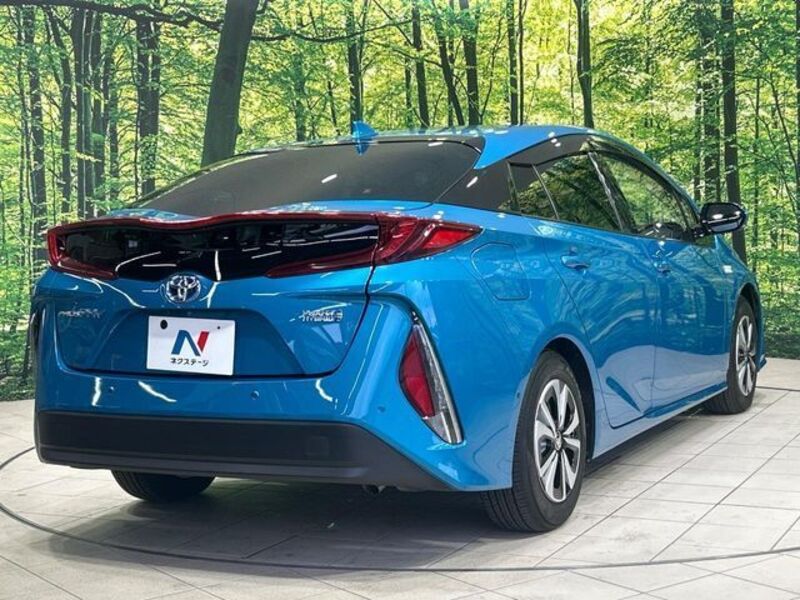 PRIUS PHV