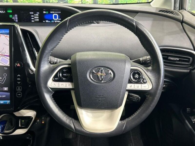 PRIUS PHV