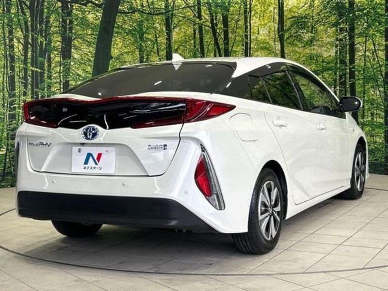 PRIUS PHV