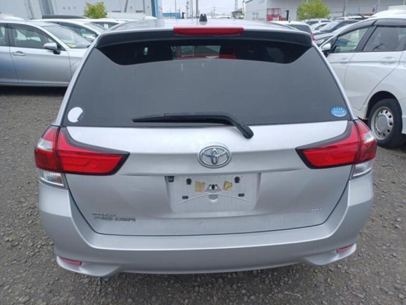 COROLLA FIELDER