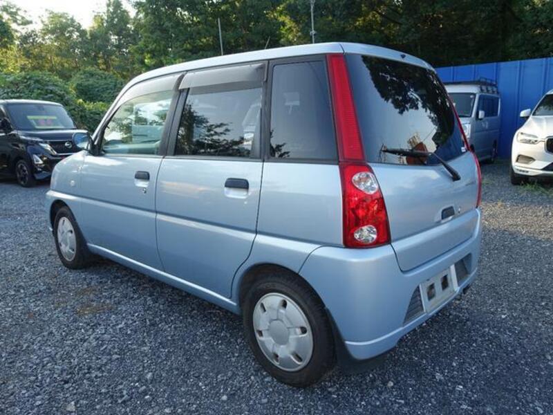 PLEO