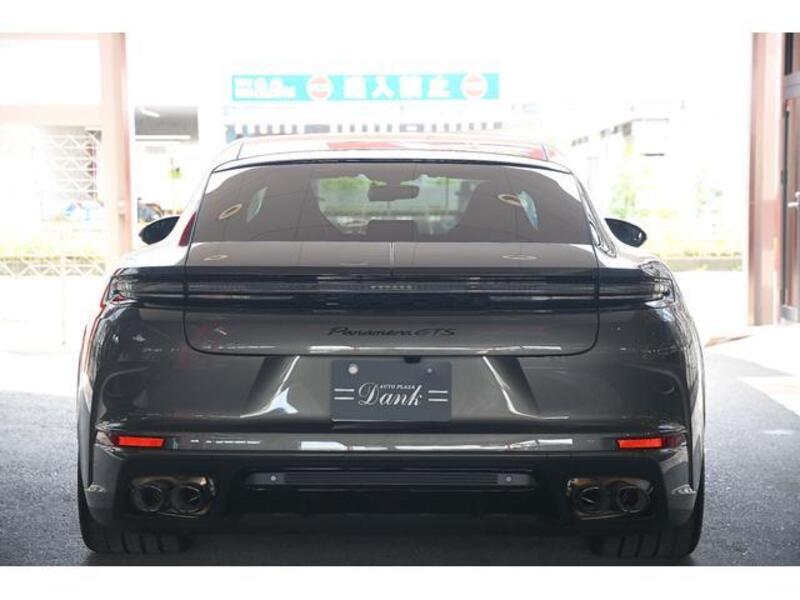 PANAMERA