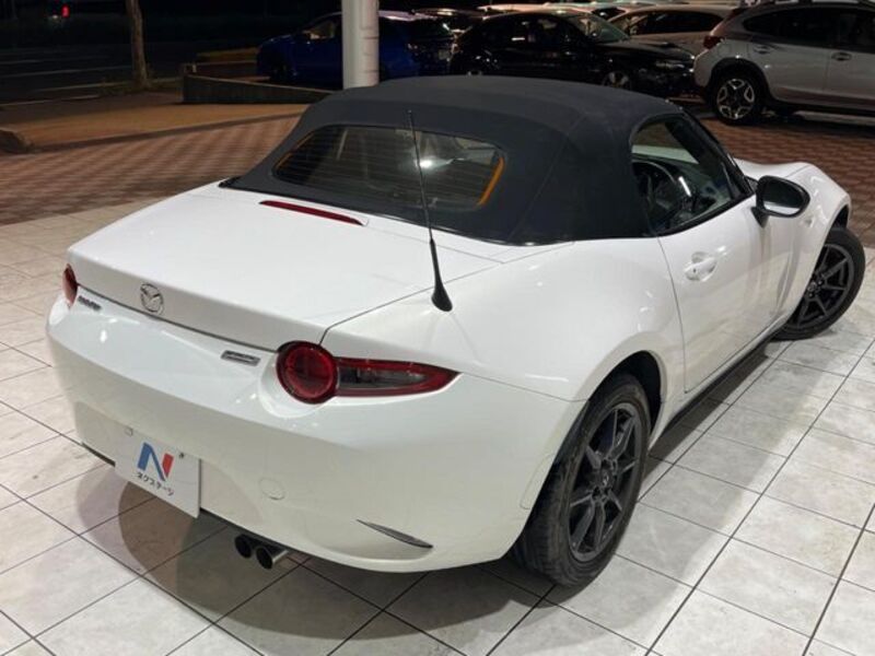 ROADSTER