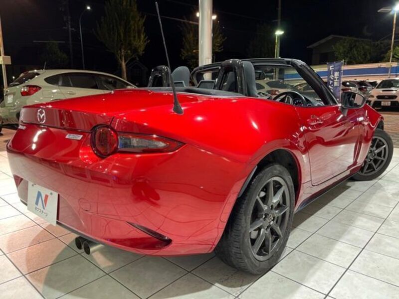 ROADSTER