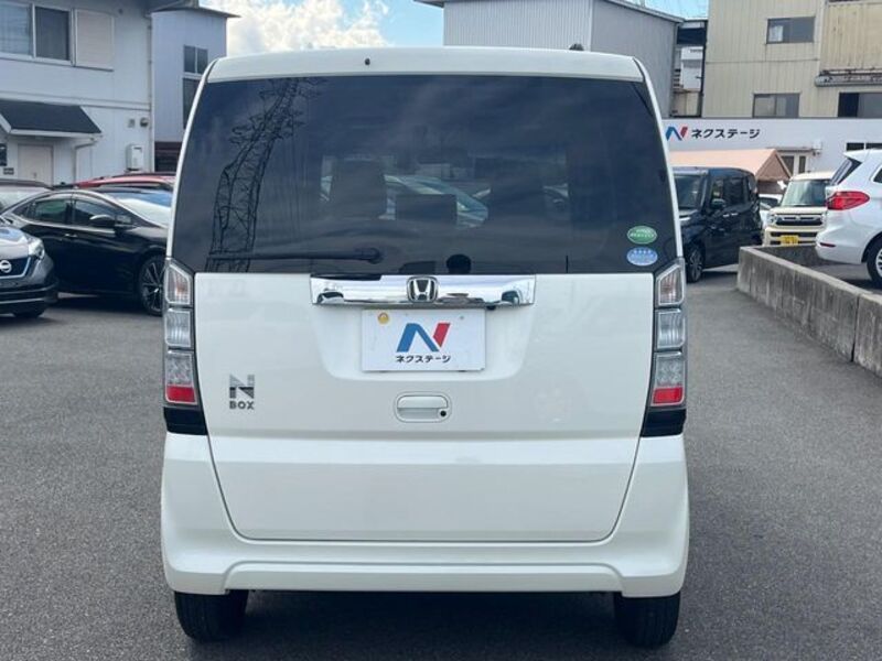 N BOX
