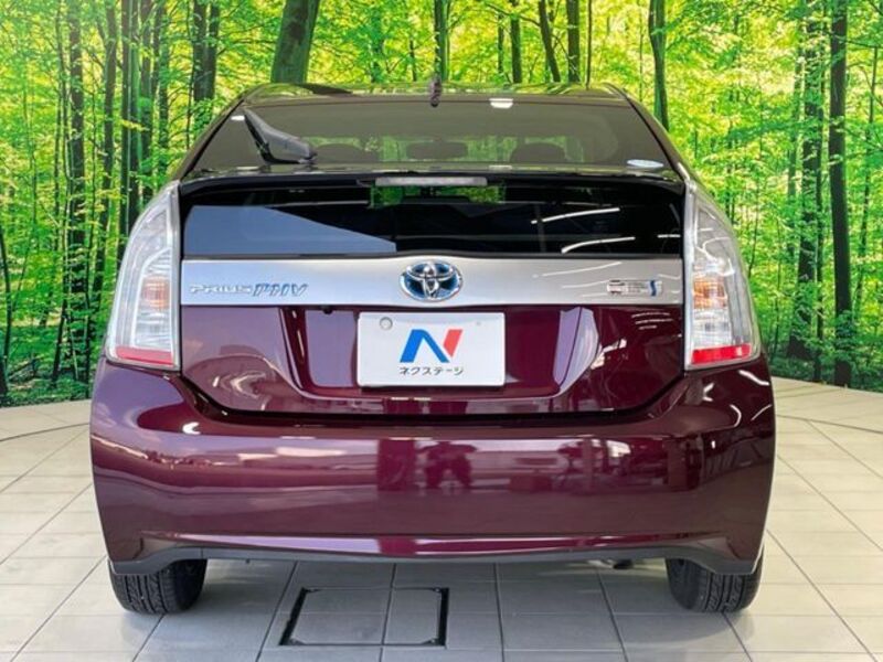 PRIUS PHV