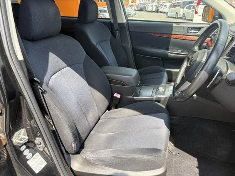 LEGACY OUTBACK