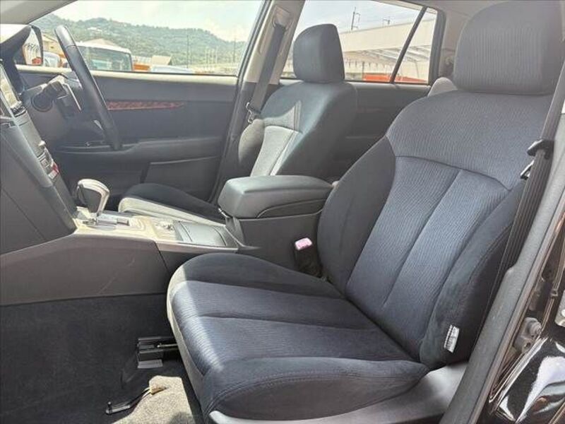 LEGACY OUTBACK