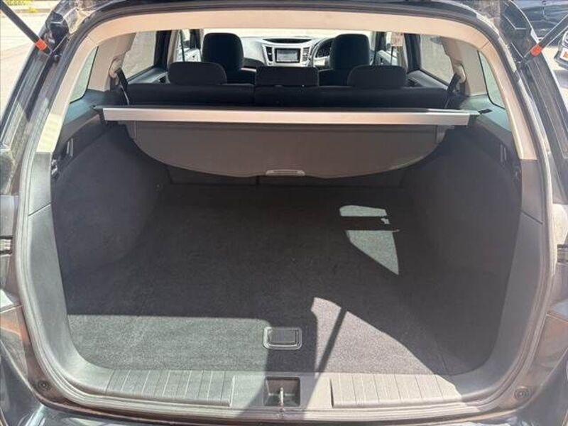 LEGACY OUTBACK