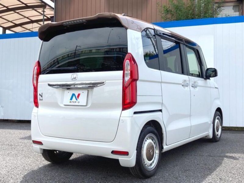N BOX