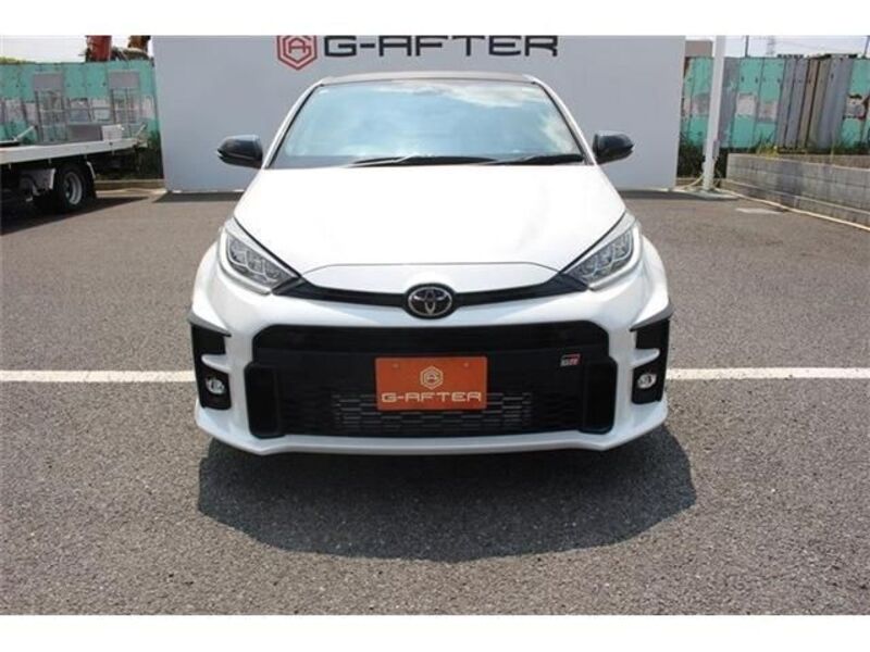 GR YARIS