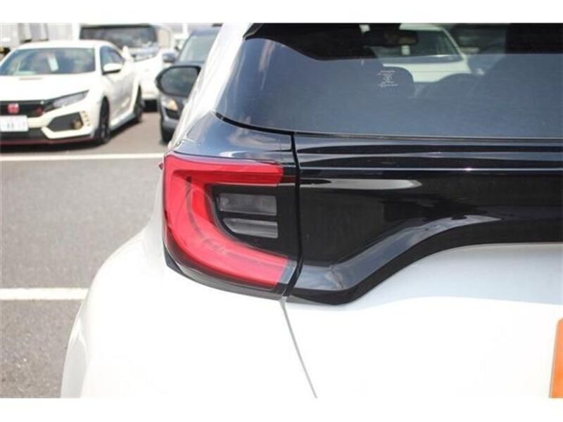 GR YARIS