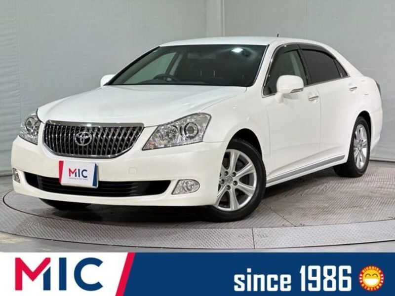 TOYOTA CROWN MAJESTA