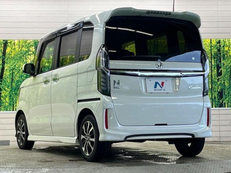 N BOX CUSTOM